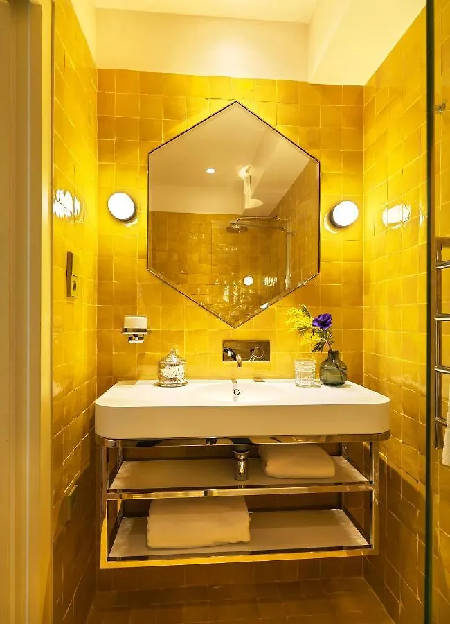 Hotel Le Katorze Hôtel Paris